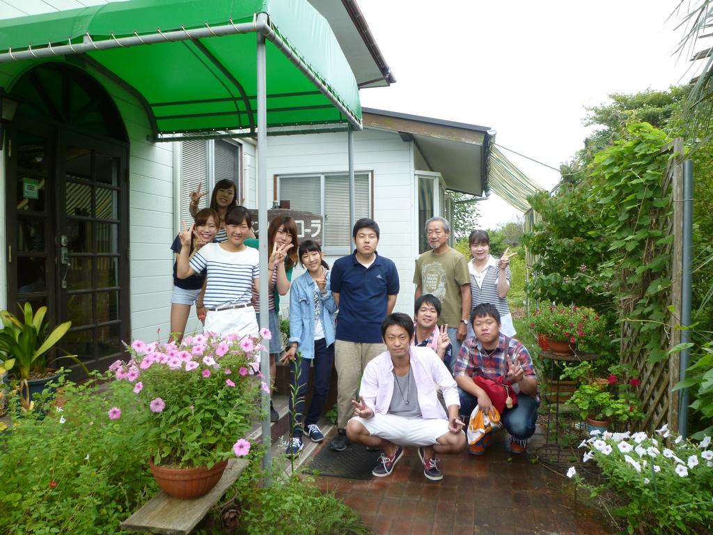 Pension Flora Tateyama  Exteriör bild